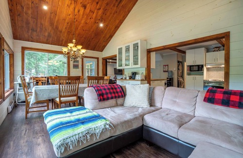Namur Ski Chalet | Spa, Pool table, Lake|- Chalet Family au Grand air