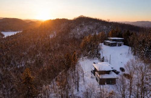 Les Pays-d'en-Haut Regional County Municipality Ski Chalet | Spa privé, sauna, hammam Une Retraite luxe en montagne