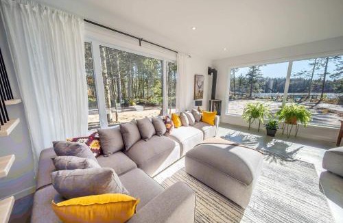 Saint-Gabriel-de-Valcartier Ski Chalet | Spa & River - Le Saint-Gabriel