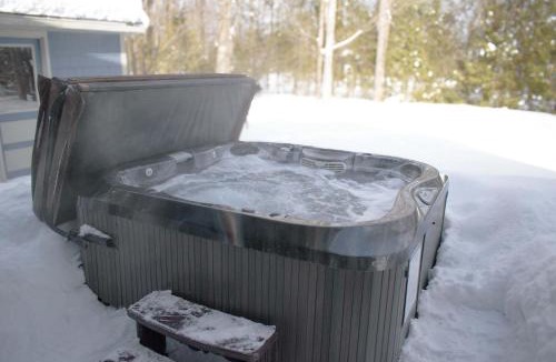Beaulac-Garthby Ski Chalet | Spa Relaxation & Adventure - Lapointe du Lac