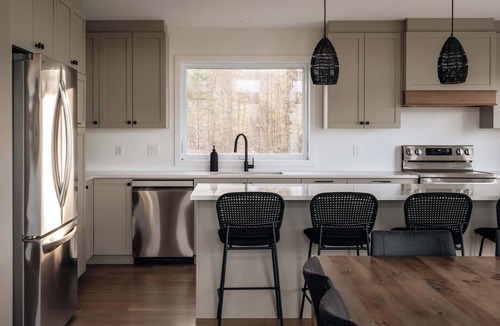 Mansonville House | Spa Retreat with Jay Peak Views