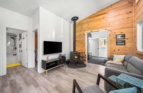 Mauricie Ski Chalet | Spa & Riverside - Le Ptit Cool Des Bois