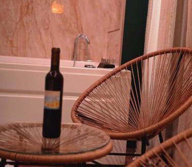 Moyen-Vernet Hotel | Spa Rooms Perpignan