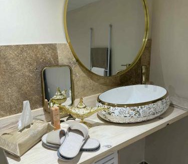 Mecquignies House | Spa Sola