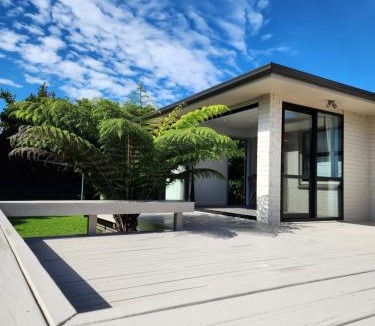 Owhata House | Spa, Stay & Holiday