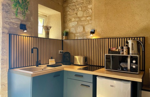 Louresse-Rochemenier Cottage | Spa Suite - Domaine des Varennes