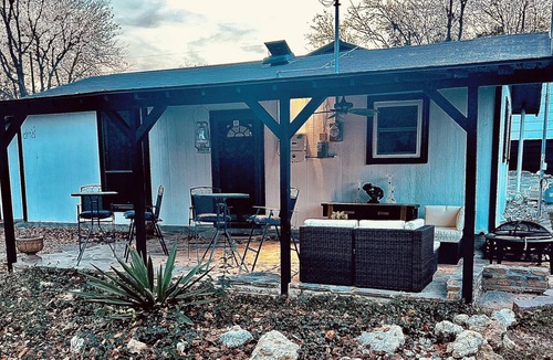 Whitney Cabin | SPACE COWBOY cabin/studio
