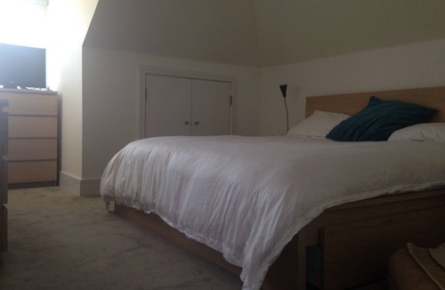 Camden Apartment | Space in The Sky