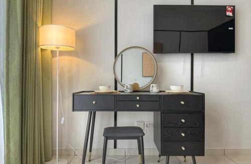 Taman Century Hotel | Space Residency Studio KSL Mall JB City