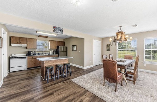 Huntsville House | Space to Gather. Room to Relax. Bring Everyone—This Texas Ranch Has It All