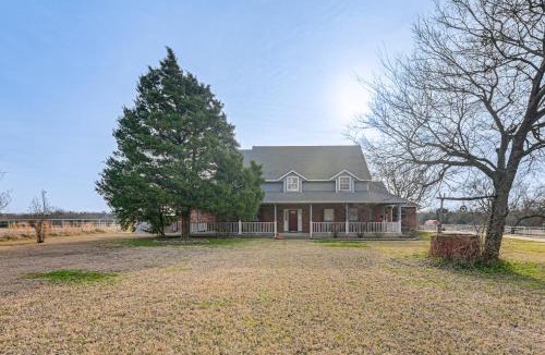 Sherman House | Space to Gather! Sherman Estate w/Pool & Hot Tub