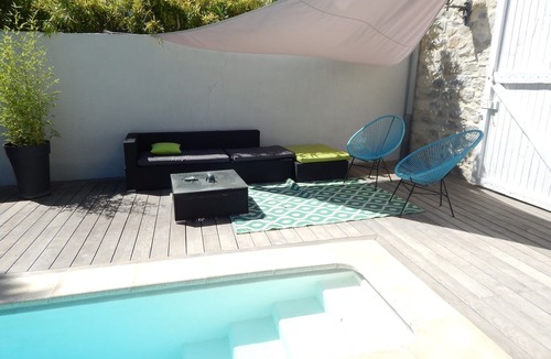 Saint-Mathieu-de-Treviers Villa | Spacious village house with swimming pool