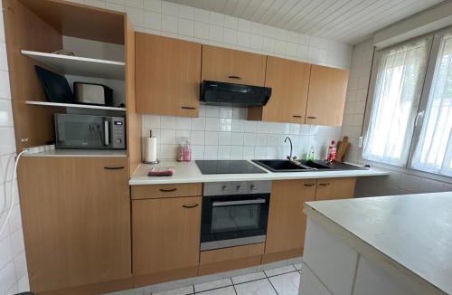 Anzin House | Spacieuse maison avec garage 5 mins valenciennes