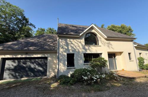 Donnery House | Spacieuse Villa entre forêt et golf, calme absolu - FR-1-590-589