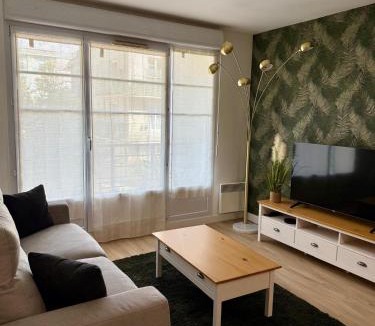 Montevrain Apartment | Spacieux 70m2 - 2 chambres - 5 min Disneyland