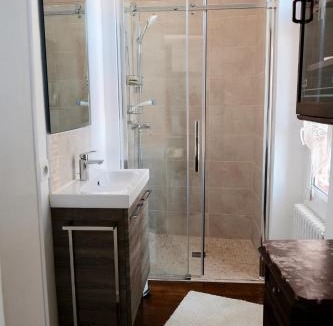 Rabastens Apartment | Spacieux appartement indépendant dans une maison