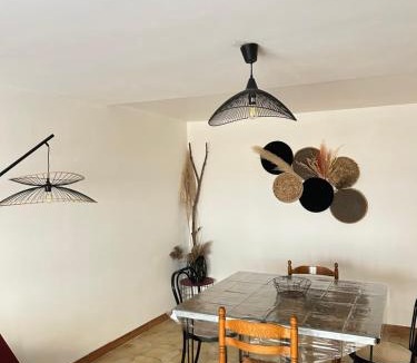 La Celle-sous-Gouzon Apartment | spacieux et calme rez-de-chaussée