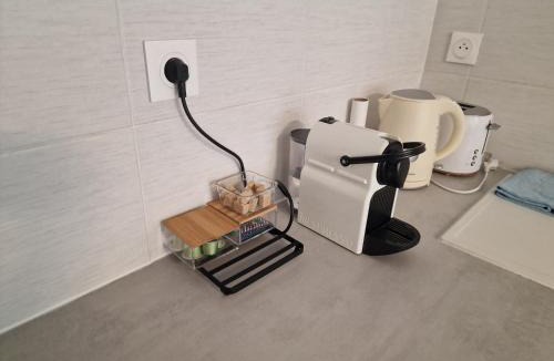 Saint-Georges-de-Reneins Apartment | spacieux studio dans le Beaujolais