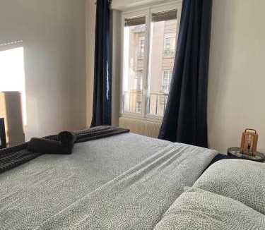 Saint-Honore - Jeanne d'Arc Apartment | Spacieux & Lumineux - centre Amiens avec Parking