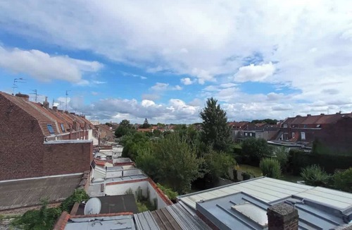 Roubaix Apartment | Spacieux studio avec baignoire, wifi gratuit