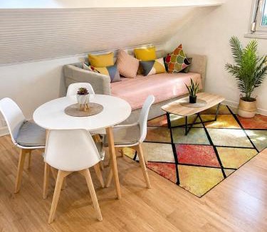 Saint-Quentin Apartment | Spacieux T2 - proche centre - confort et sérénité