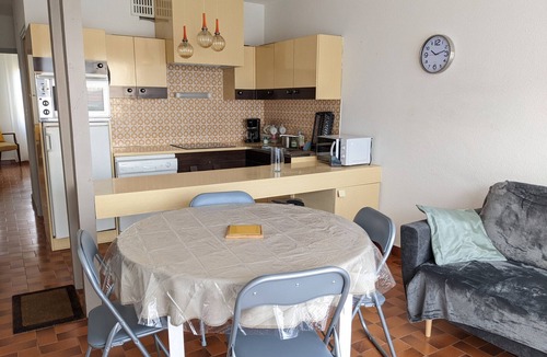 Port-la-Nouvelle Apartment | Spacieux T3 climatisé pour 5 pers. à 200m de la plage avec parking.