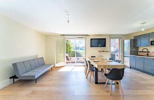 Lalande-Grand Selve Apartment | Spacieux T5 Toulouse nord - parking, fibre & calme