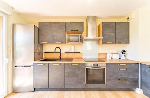 Lalande-Grand Selve Apartment | Spacieux T5 Toulouse nord - parking, fibre & calme