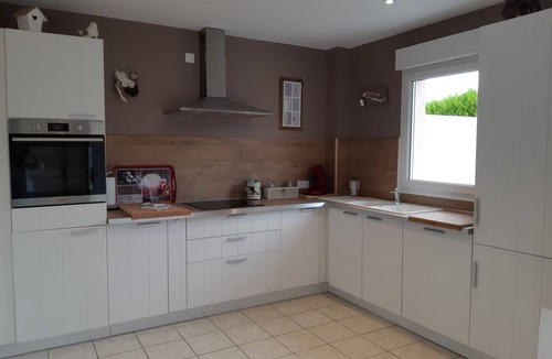 La Riviere-Saint-Sauveur House | Spacious House in Honfleur: 3 Bedrooms, Garden, Jacuzzi and Private Parking