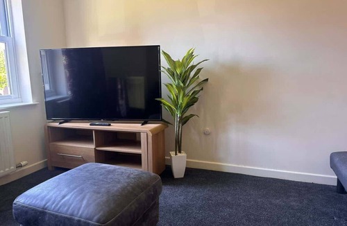 Barrow-in-Furness House | Spacious Luxurious Serviced Accommodation 6