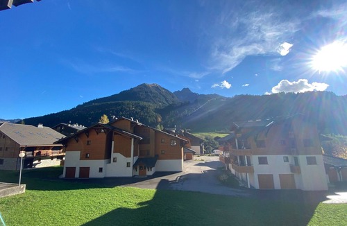 La Chapelle-d'Abondance Apartment | Spacious 3-room apartment near slopes with Wi-Fi and parking