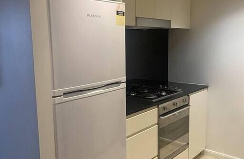 Chippendale Apartment | Spacious 1 bdm apt w/pool, gym & internal parking