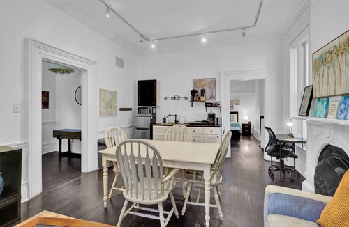 Cobourg Apartment | Spacious 1 bed 1 bath | Close to Downtown & Beach