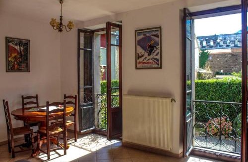 Bagneres-de-Luchon Apartment | Spacious 1 bed apartment in Bagnères-de-Luchon