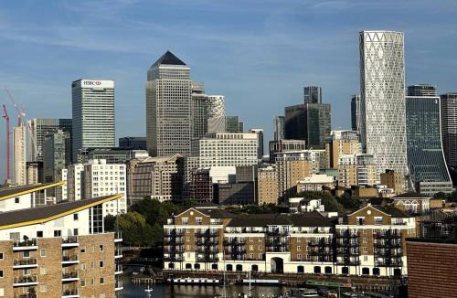 Limehouse Apartment | Spacious 1-bed Apartment Limehouse Marina
