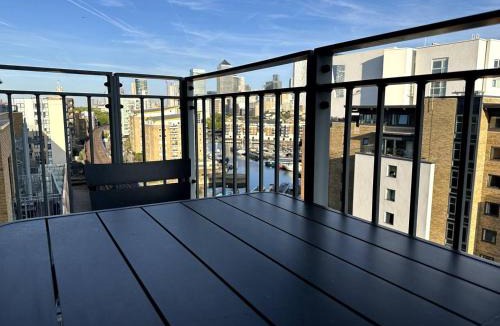 Limehouse Apartment | Spacious 1-bed Apartment Limehouse Marina