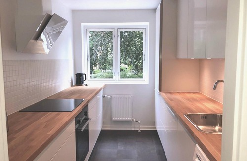 Frederiksberg C Apartment | Spacious 1-bed in Frederiksberg w Balcony