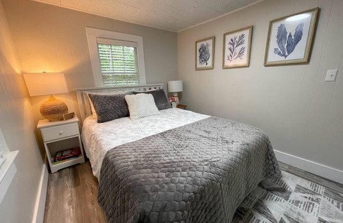 Edgecomb House | Spacious 1 Bedroom Close to Everything 4