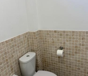 Munster Apartment | Spacious 1 Bedroom Flat In Fulham