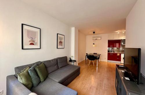 Sant Gervasi – la Bonanova Apartment | Spacious 1 bedroom home in Bonanova