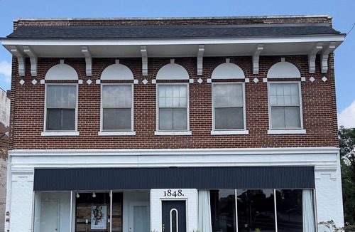 Appomattox Apartment | Spacious 1-bedroom loft apartment in historic downtown Appomattox, Virginia.