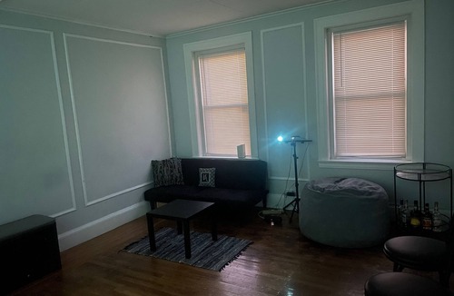 Dwight Apartment | Spacious 1-bedroom unit in charming New Haven