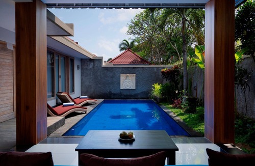 Batuan Villa | Spacious 1 Bedroom Villa with a private pool