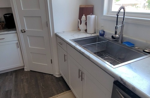 Hamilton Hotel | Spacious 1 BR Carriage House - 2 min walk to MSQC