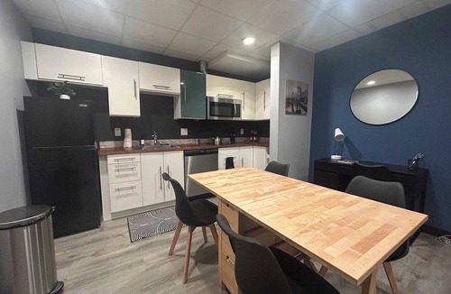 Danbury Apartment | Spacious 1 BR with Kitchen and Living Room