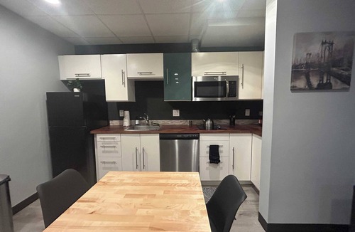 Danbury Apartment | Spacious 1 BR with Kitchen and Living Room