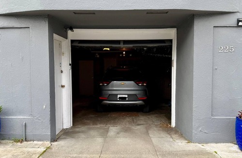 Richmond District Apartment | Spacious 1400sf Family Suite Private Garage Walk to Presidio & Baker Beach