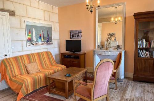 Saint-Regnobert-de-la-Cote-de-Nacre House | Spacious 19th century house