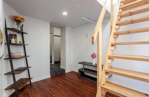 Downtown Montreal Apartment | Spacious 1BDR Mezzanine on Bishop Central MTL