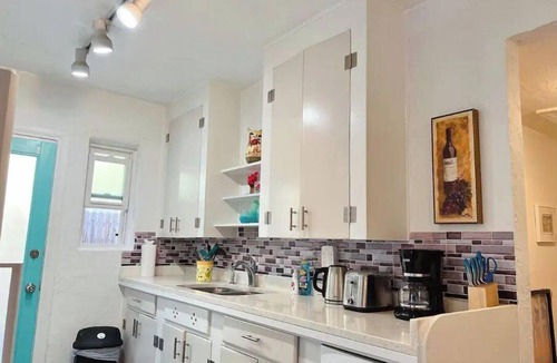 Springfield Apartment | Spacious 1bed/1bth*pet friendly*free parking124A